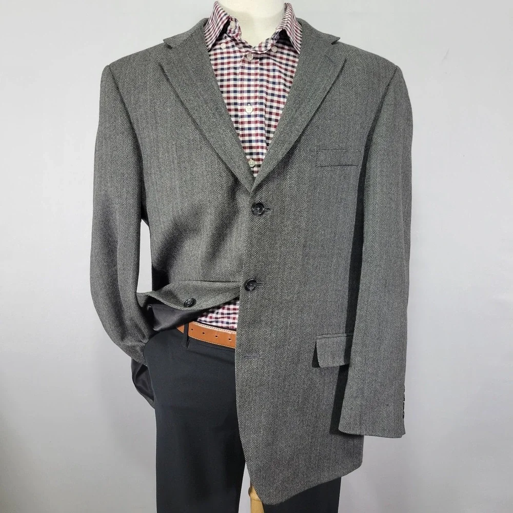 Stafford Essentials Men's Sport‎ Coat Blazer Three Button Gray Herringbone 44L